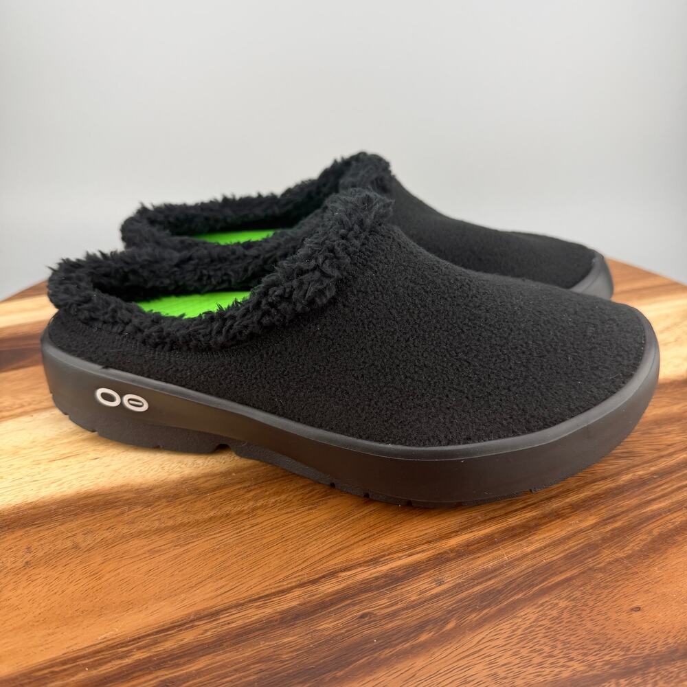 OOFOS OOcoozie Mule Men's 9 (EU 42) Slip On Recovery Shoes Black Sherpa